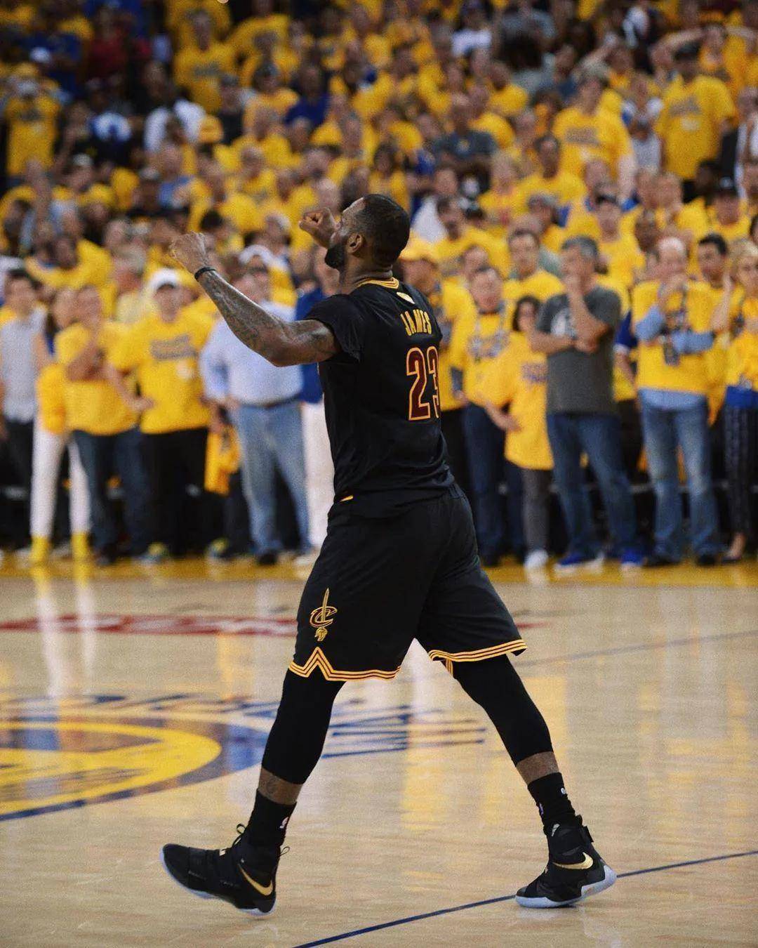 容的底层逻 容的底层逻